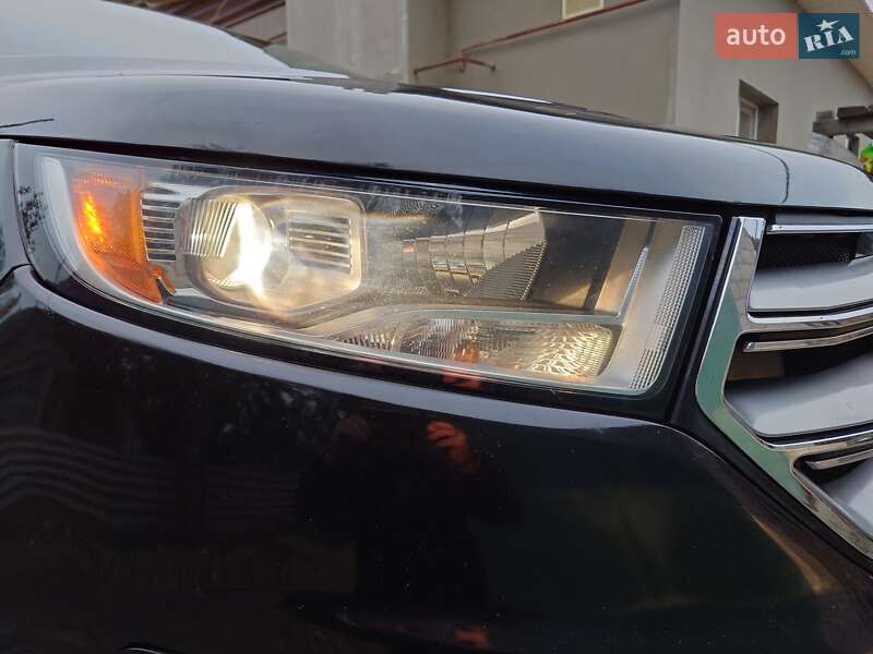 Внедорожник / Кроссовер Ford Edge 2015 в Казанке