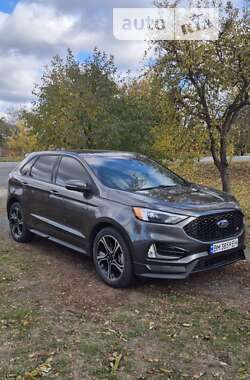 Внедорожник / Кроссовер Ford Edge 2019 в Вишневом