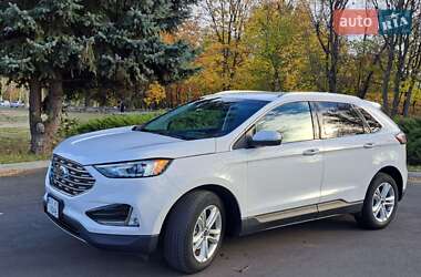Внедорожник / Кроссовер Ford Edge 2019 в 