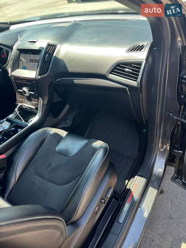 Внедорожник / Кроссовер Ford Edge 2019 в Кременце