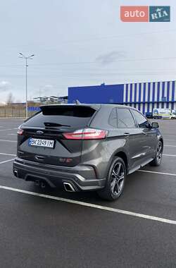 Внедорожник / Кроссовер Ford Edge 2019 в 