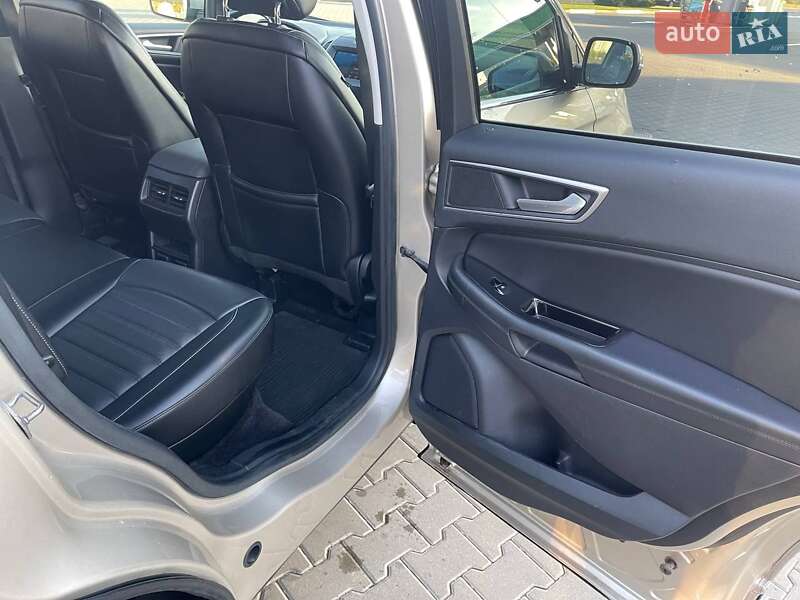 Позашляховик / Кросовер Ford Edge 2017 в Києві