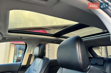 Внедорожник / Кроссовер Ford Edge 2018 в 