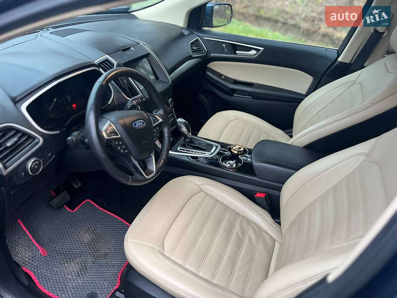 Внедорожник / Кроссовер Ford Edge 2018 в Ивано-Франковске