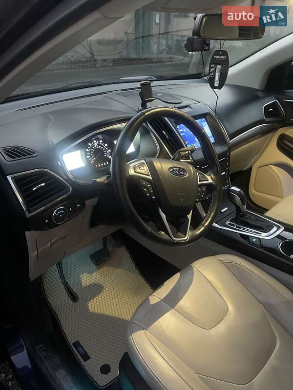 Позашляховик / Кросовер Ford Edge 2016 в Івано-Франківську