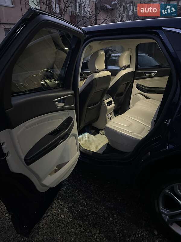 Позашляховик / Кросовер Ford Edge 2016 в Івано-Франківську
