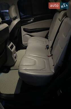 Позашляховик / Кросовер Ford Edge 2016 в Івано-Франківську