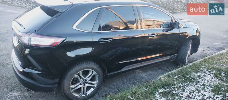 Позашляховик / Кросовер Ford Edge 2015 в Дубровиці