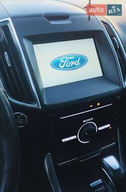 Позашляховик / Кросовер Ford Edge 2015 в Дубровиці