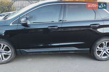 Позашляховик / Кросовер Ford Edge 2015 в Дубровиці
