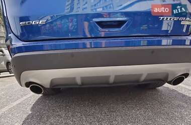 Внедорожник / Кроссовер Ford Edge 2020 в 