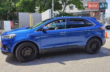 Внедорожник / Кроссовер Ford Edge 2020 в 