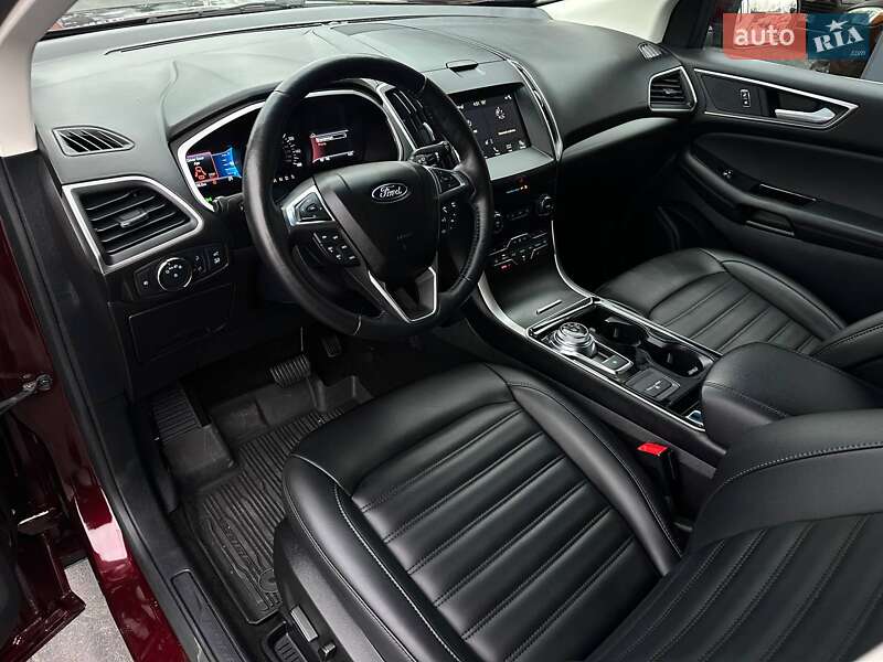 Позашляховик / Кросовер Ford Edge 2019 в Рівному