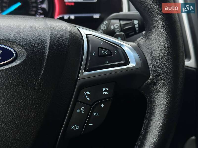 Позашляховик / Кросовер Ford Edge 2019 в Рівному