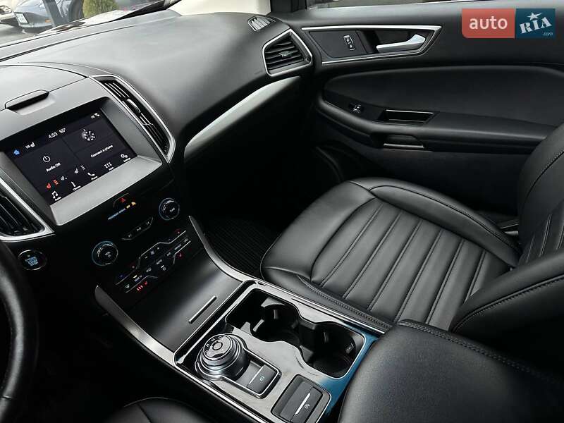 Позашляховик / Кросовер Ford Edge 2019 в Рівному