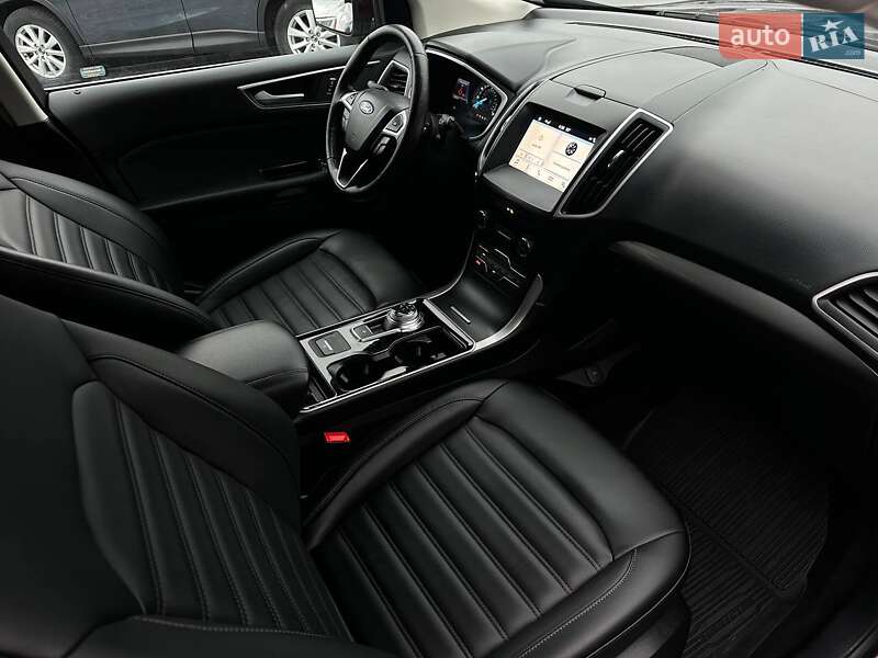 Позашляховик / Кросовер Ford Edge 2019 в Рівному
