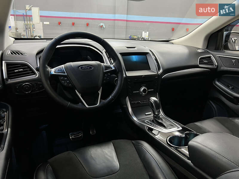 Внедорожник / Кроссовер Ford Edge 2016 в Ужгороде