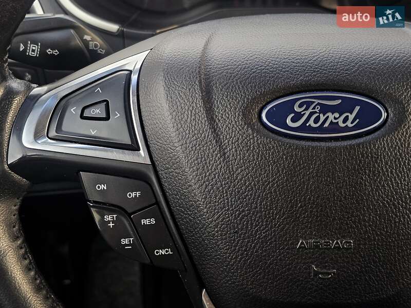 Позашляховик / Кросовер Ford Edge 2020 в Києві