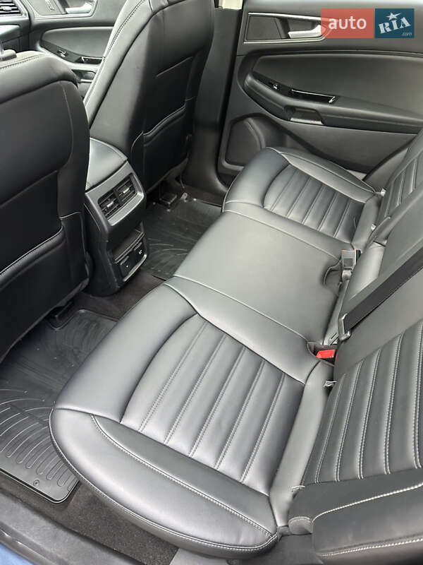 Внедорожник / Кроссовер Ford Edge 2019 в Киеве