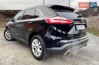 Позашляховик / Кросовер Ford Edge 2019 в Рівному