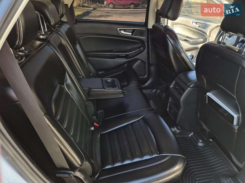 Позашляховик / Кросовер Ford Edge 2020 в Тячеві