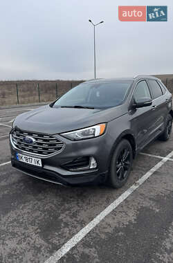 Внедорожник / Кроссовер Ford Edge 2019 в Ровно