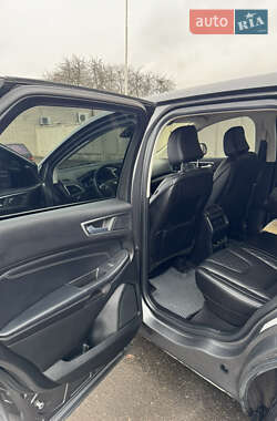 Внедорожник / Кроссовер Ford Edge 2022 в 