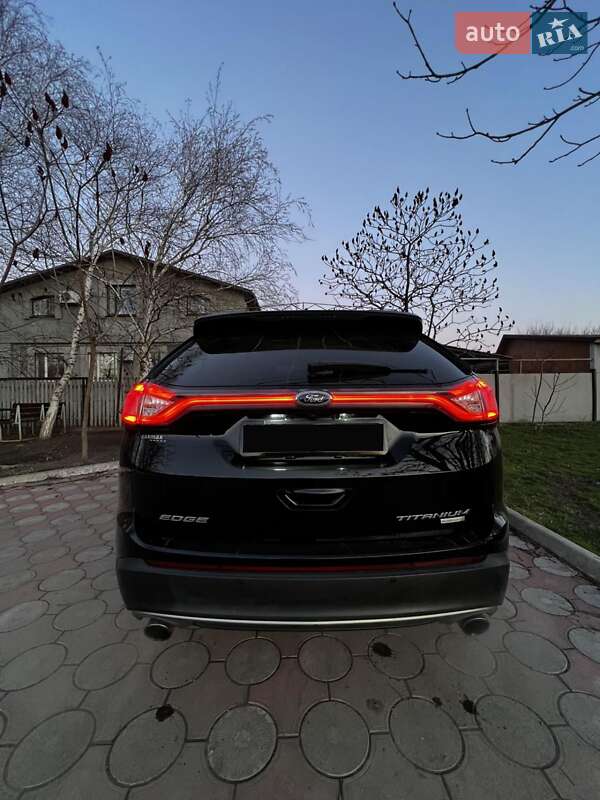 Внедорожник / Кроссовер Ford Edge 2017 в Каменском