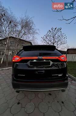 Внедорожник / Кроссовер Ford Edge 2017 в 