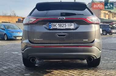 Внедорожник / Кроссовер Ford Edge 2018 в 