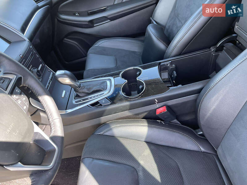 Внедорожник / Кроссовер Ford Edge 2016 в Хмельницком