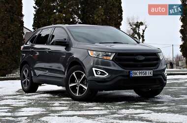 Позашляховик / Кросовер Ford Edge 2017 в 