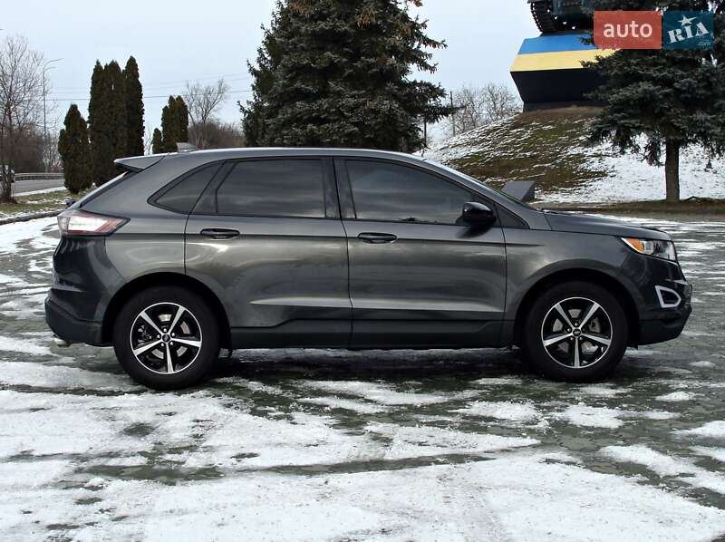 Внедорожник / Кроссовер Ford Edge 2017 в Ровно