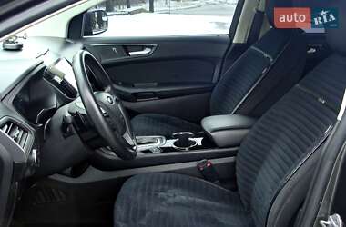 Позашляховик / Кросовер Ford Edge 2017 в 