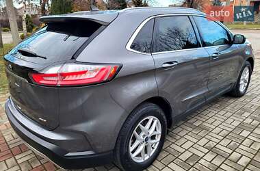 Позашляховик / Кросовер Ford Edge 2021 в 