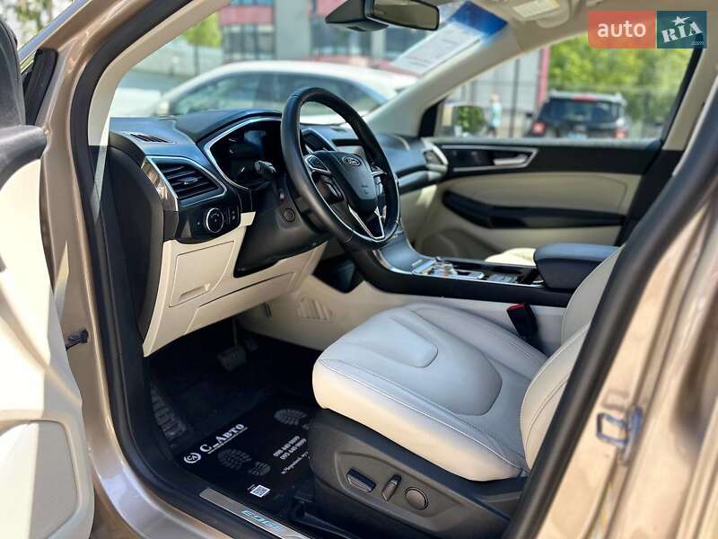 Позашляховик / Кросовер Ford Edge 2020 в Чернівцях