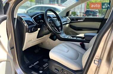 Внедорожник / Кроссовер Ford Edge 2020 в 
