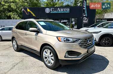 Внедорожник / Кроссовер Ford Edge 2020 в 