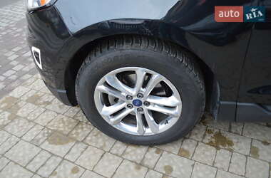 Внедорожник / Кроссовер Ford Edge 2015 в 