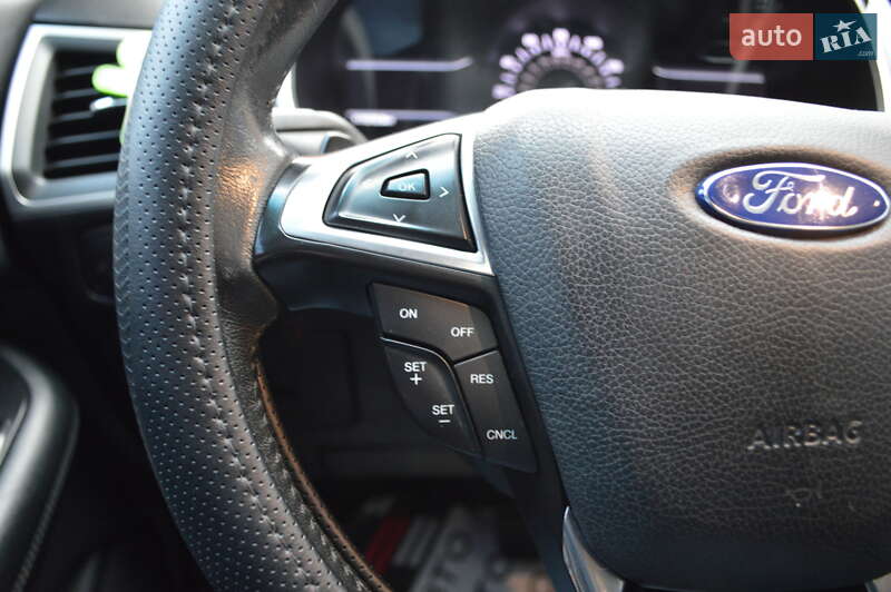 Позашляховик / Кросовер Ford Edge 2015 в Львові