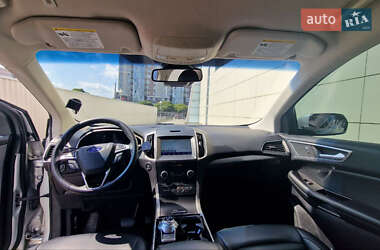 Внедорожник / Кроссовер Ford Edge 2018 в 