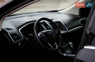 Внедорожник / Кроссовер Ford Edge 2015 в 