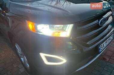 Внедорожник / Кроссовер Ford Edge 2016 в 