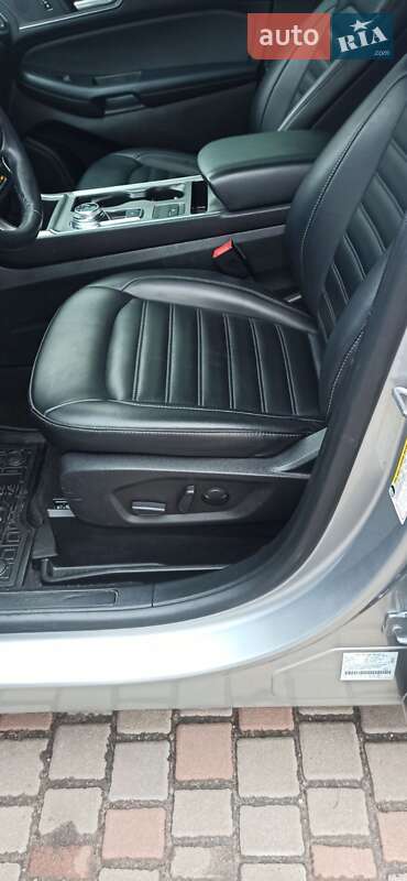 Позашляховик / Кросовер Ford Edge 2022 в Лубнах