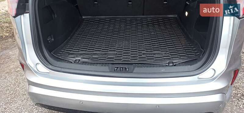 Позашляховик / Кросовер Ford Edge 2022 в Лубнах