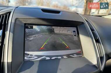 Позашляховик / Кросовер Ford Edge 2015 в 