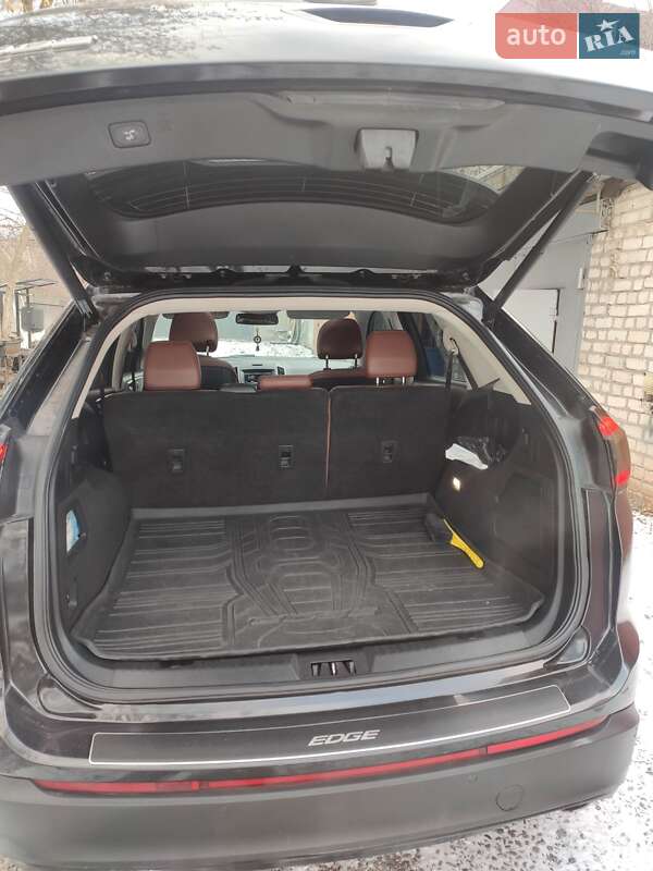 Внедорожник / Кроссовер Ford Edge 2015 в Харькове