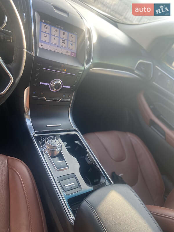 Внедорожник / Кроссовер Ford Edge 2019 в Чернигове