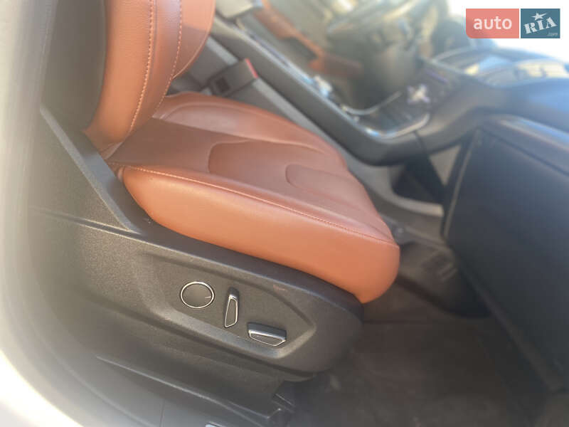 Внедорожник / Кроссовер Ford Edge 2019 в Чернигове
