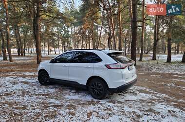 Внедорожник / Кроссовер Ford Edge 2018 в 